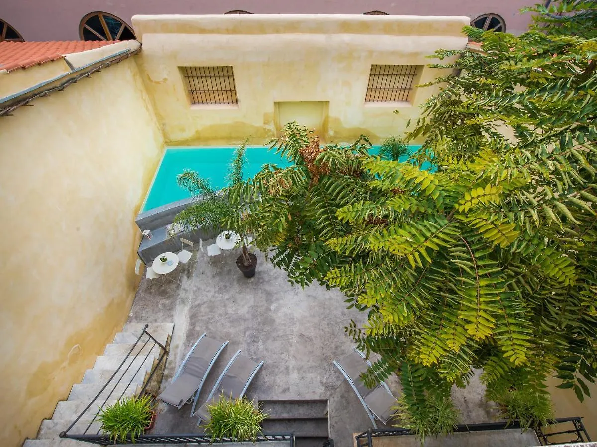 Villa Casa d’arte Ugdulena con piscina e terrazza Palermo Casa vacanze